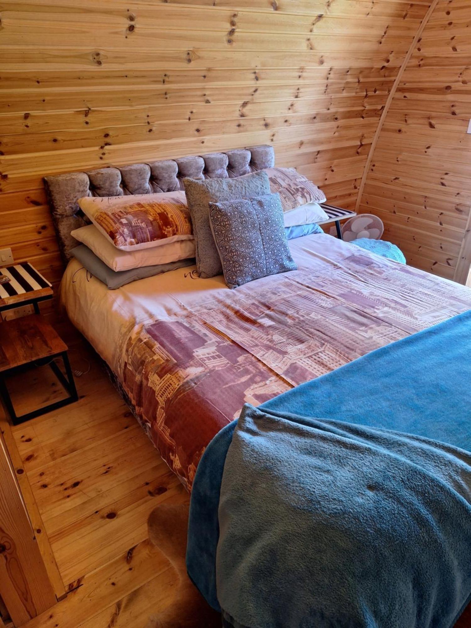 Log Cabin Келс Екстериор снимка