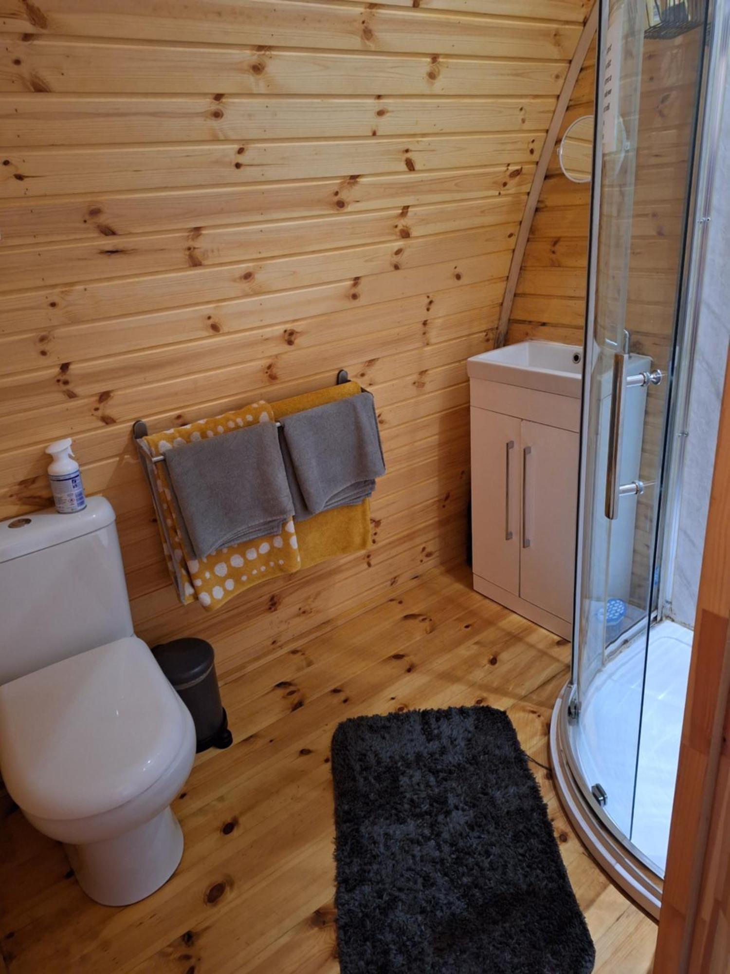 Log Cabin Келс Екстериор снимка